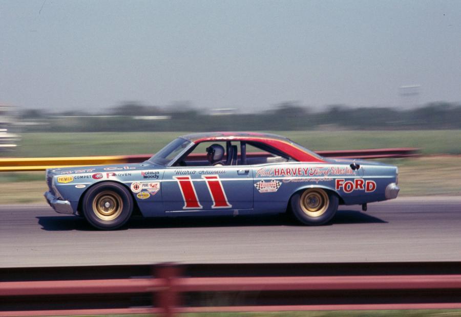  Ford Galaxie 1966 года  (фото 7 из 7)